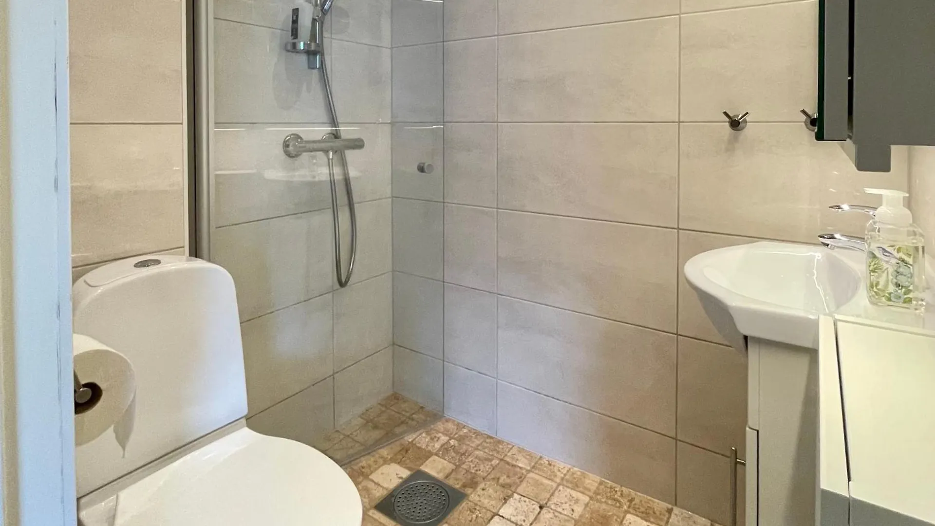 Lovely Apartment With A View, Garden And Parking Bergen