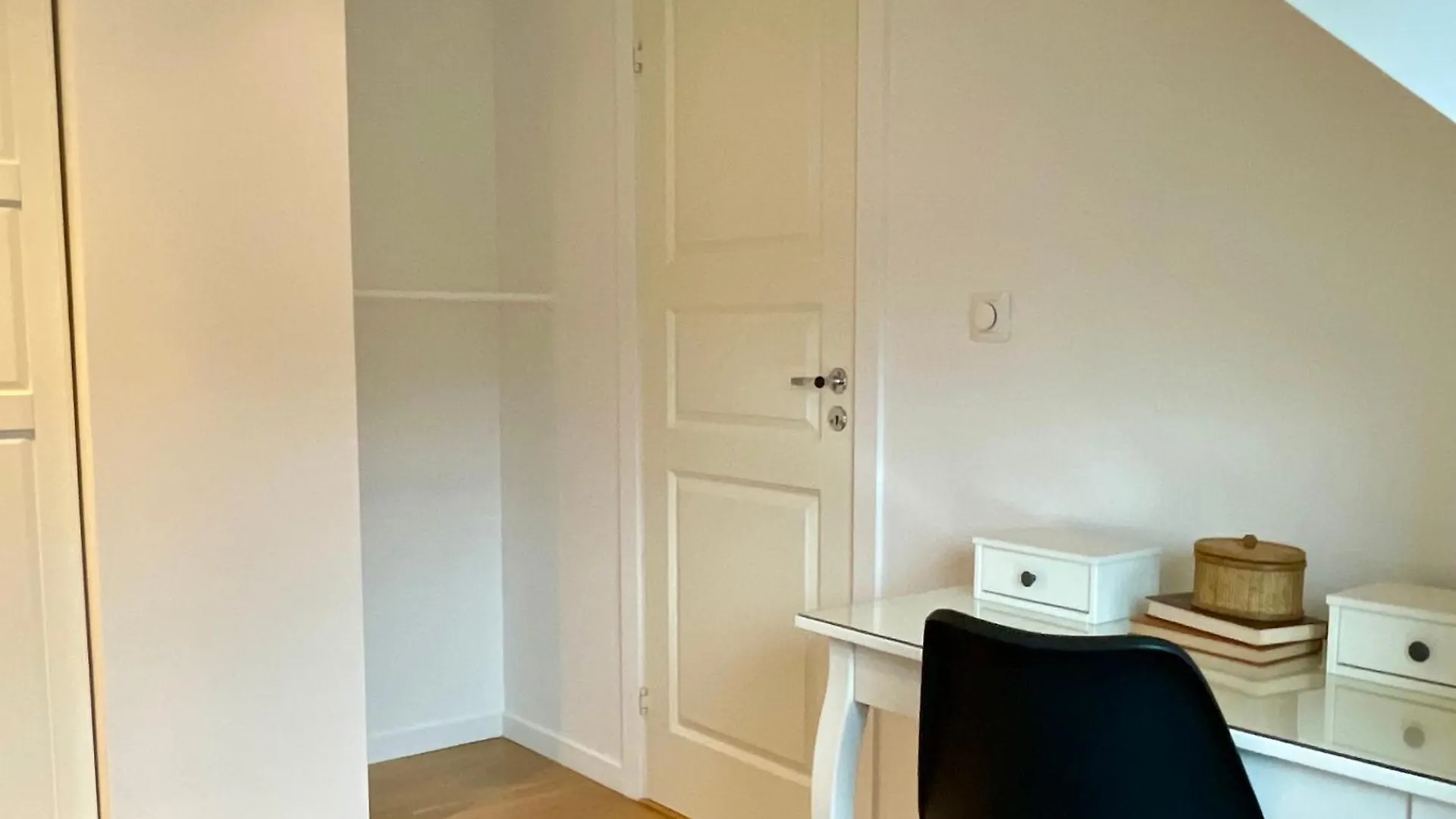 Lovely Apartment With A View, Garden And Parking Bergen Noruega